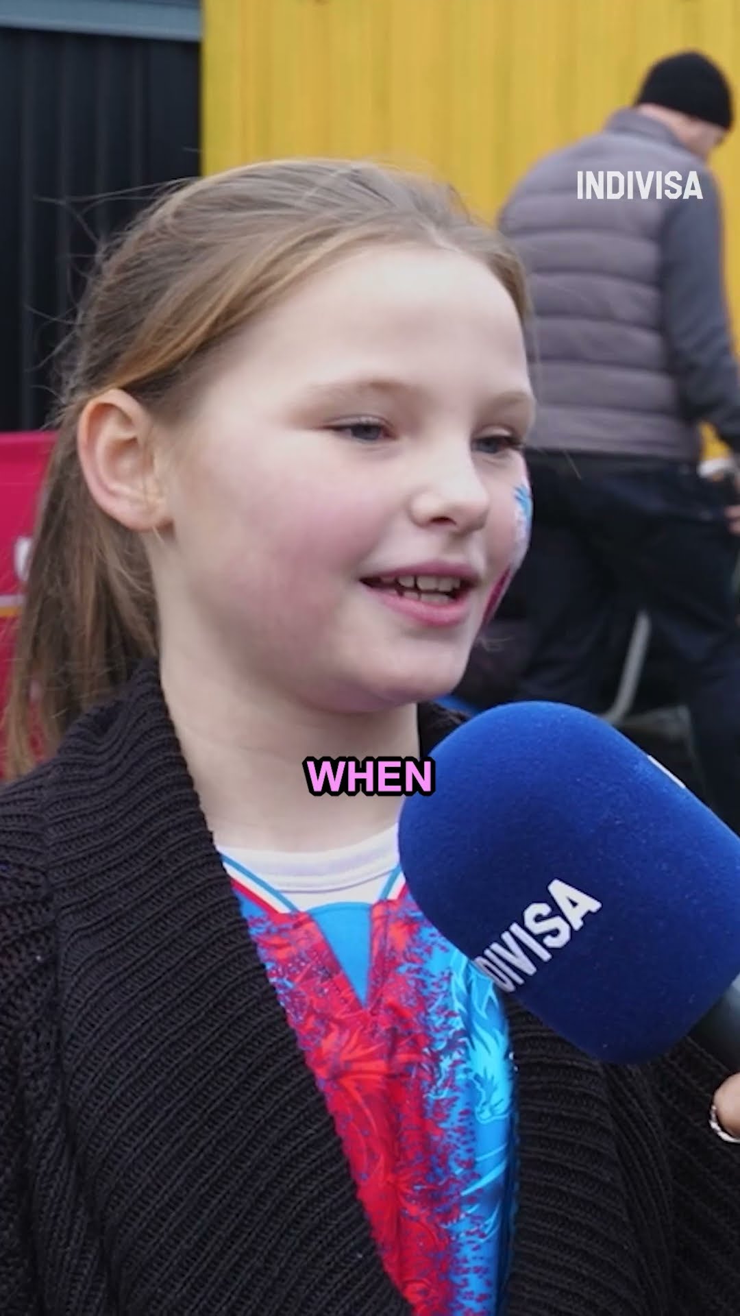 西的家族背 西的家族背